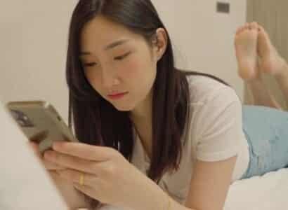 Phát hiện chồng nhảy có vợ chém rồi anh shipper