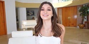 Brooke Monk cặc em người mẫu như cái lồn hàng ngon quá đã