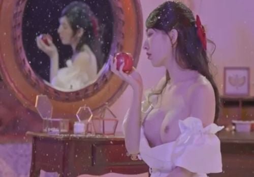 Nàng Bạch Tuyết xoắn cặc cực đã